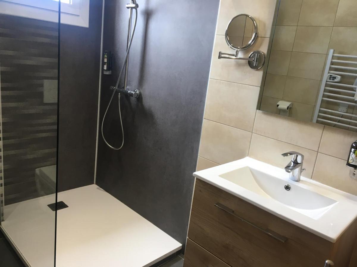 Logis Hotel Restaurant Spa Les Balcons De L'Esperance Limeuil Luaran gambar